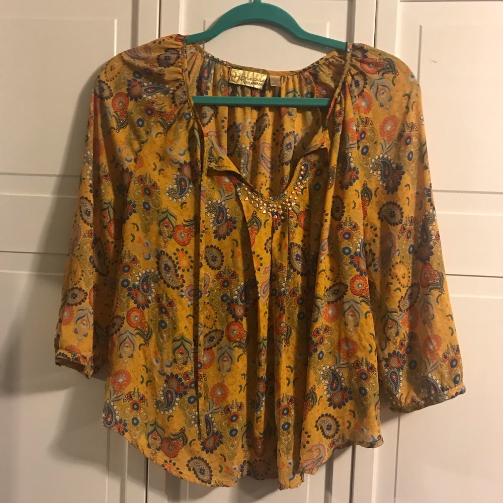 3 FOR $15 Princess Vera Wang Gold Sheer Top, size Medium